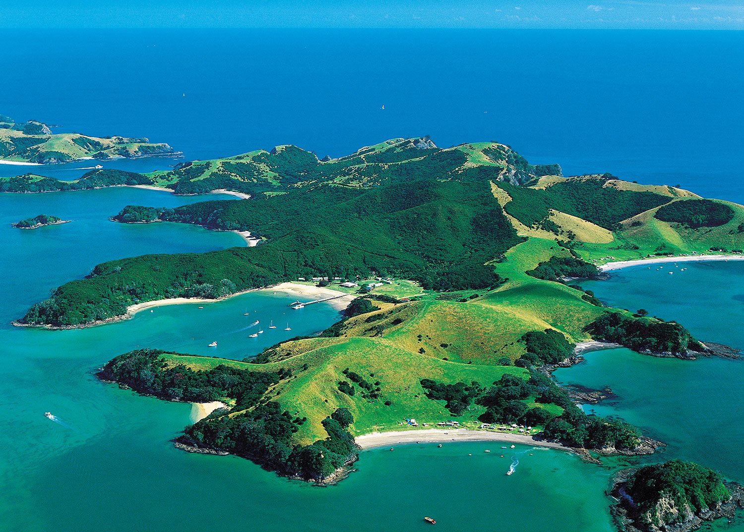 images of the Bay of Islands