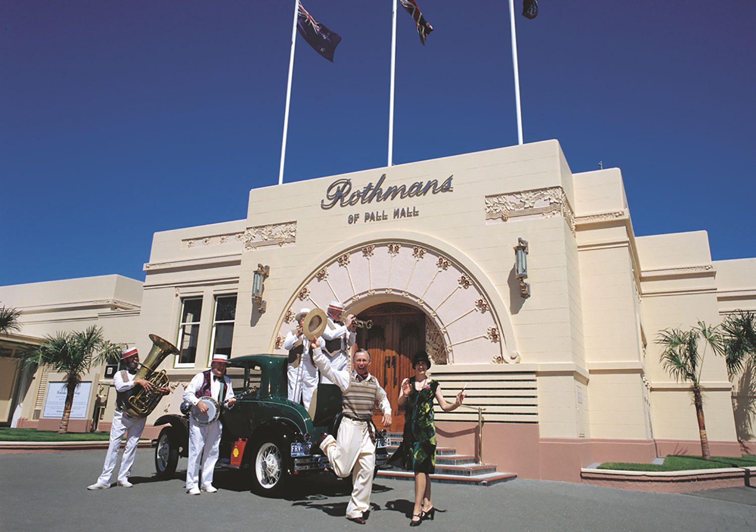 people enjoying Napier Art Deco Weekender