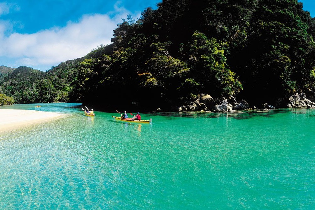 luxury small group tours of new zealand