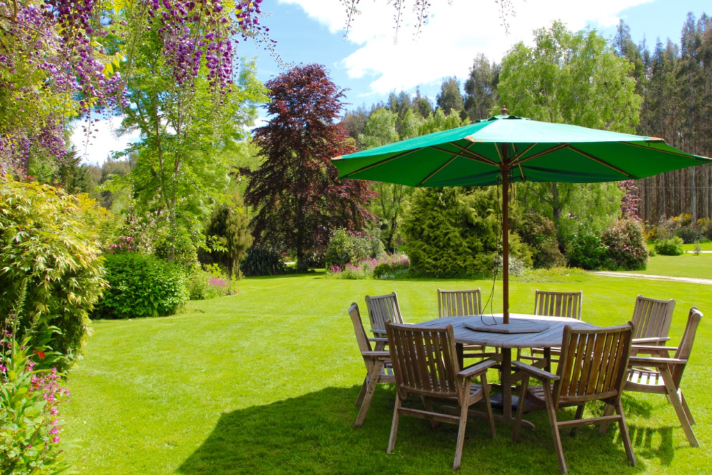 The Gardens of The Catlins Farmstay B&B - Silver Fern Holidays