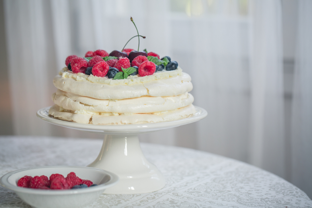 Pavlova - New Zealand Christmas Dessert - Silver Fern Holidays