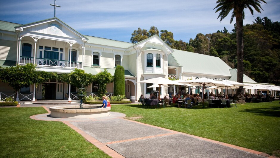 Mission Estate restaurant front view